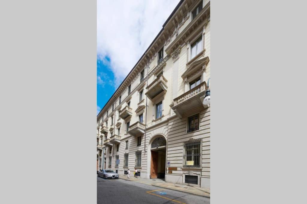 A Tre Passi Da Tutto Apartment Turin Exterior photo